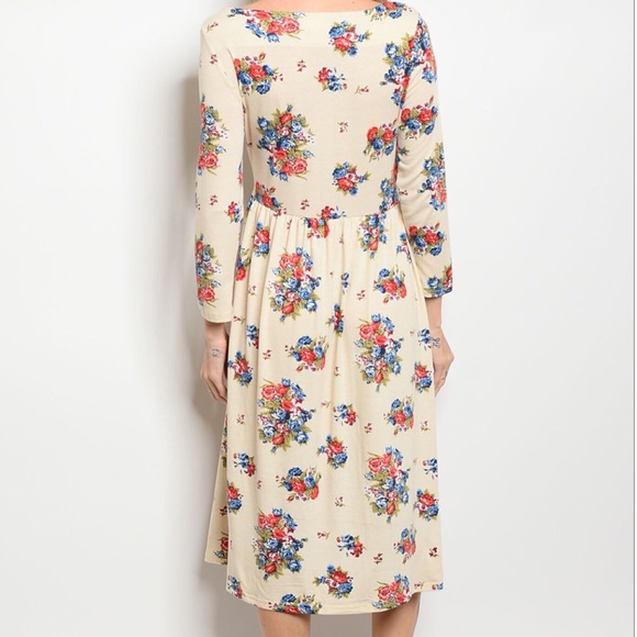 Beautiful Long Sleeve Ivory Floral Dress - Picture 2 of 2
